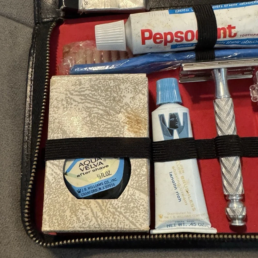 Vintage Dopp‎ Men's Black Leather Travel Grooming Kit Case